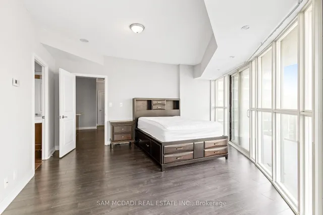 Additional image 16 of 60 Absolute Ave Unit 1807