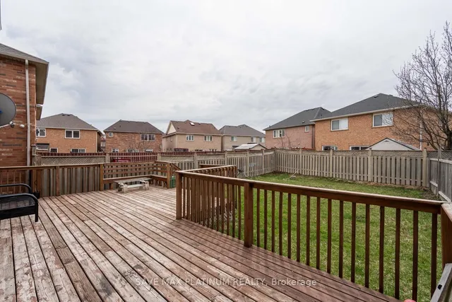 Additional image 32 of 98 Crown Victoria Dr