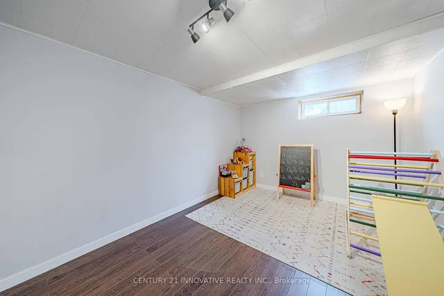 Additional image 36 of 1534 Westminster Pl