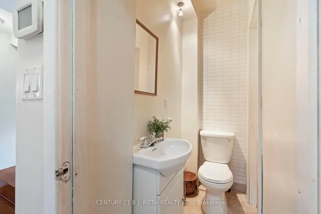 Additional image 17 of 68 Maywood Park