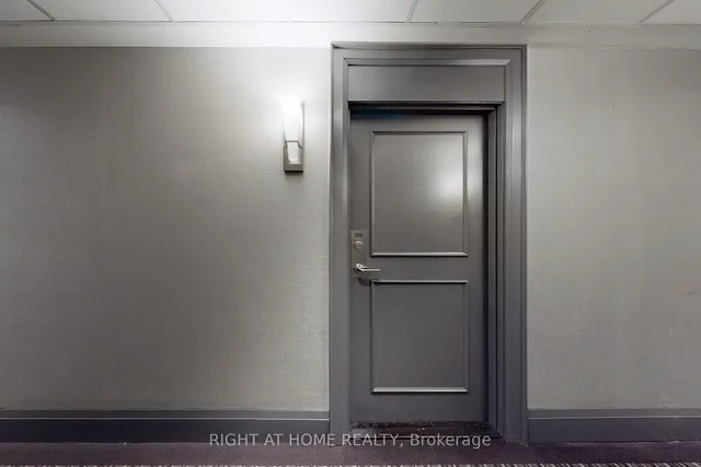 Additional image 25 of 35 Hayden St Unit 1216