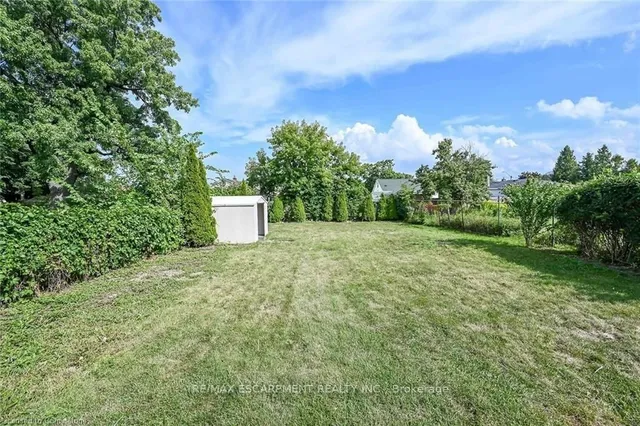 Additional image 43 of 379 East 19th St