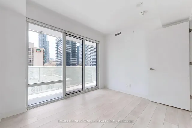 Additional image 23 of 501 Yonge St Unit 912