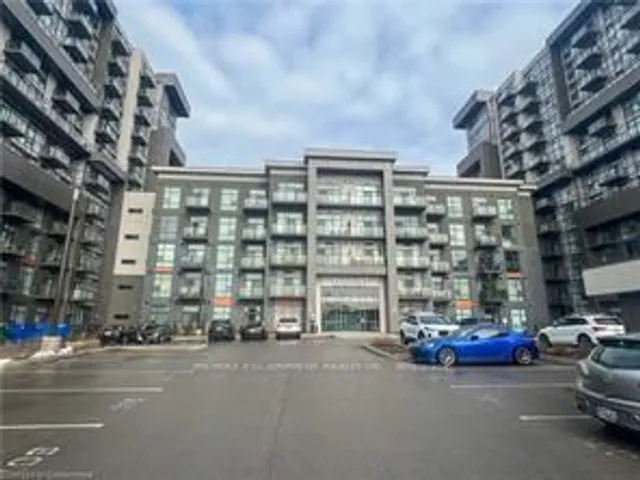 Additional image 2 of 450 Dundas St Unit 421