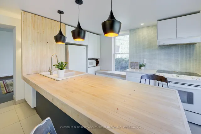 Additional image 10 of 23 Richmond Ave