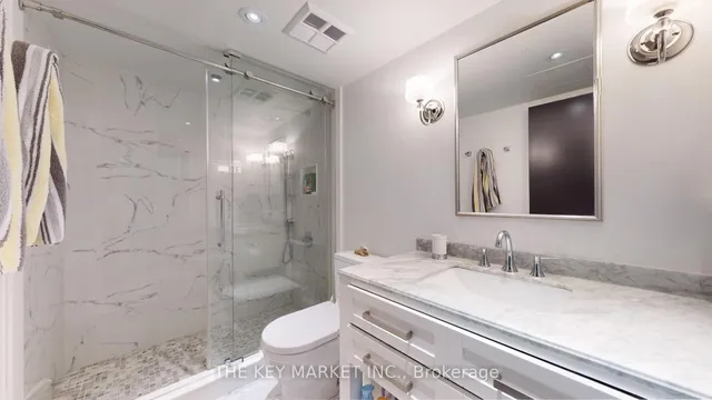 Additional image 20 of 81 Navy Wharf Crt Unit 315