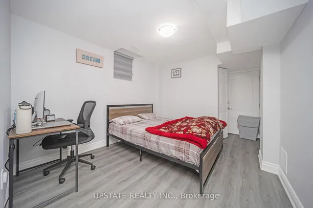 Additional image 30 of 50 Penbridge Circ