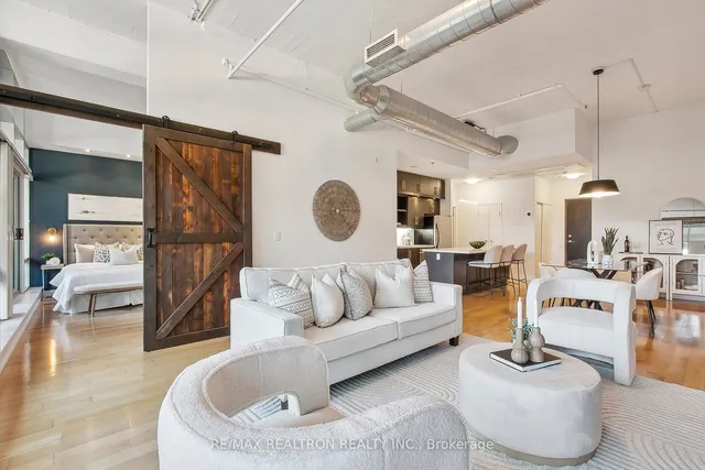 Additional image 19 of 233 Carlaw Ave Unit 205