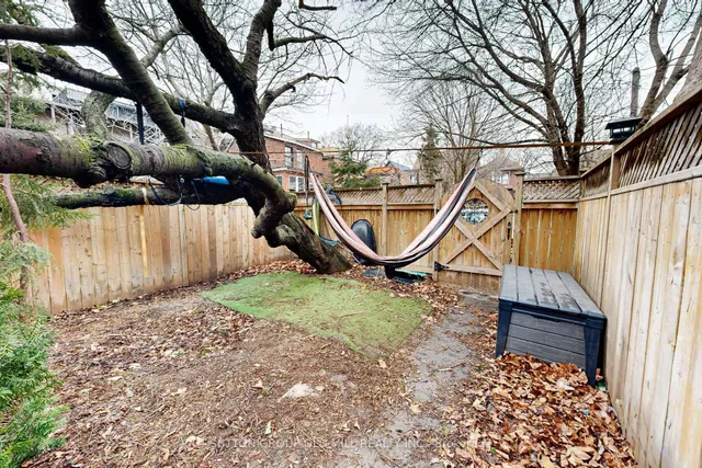 Additional image 46 of 1058 College St