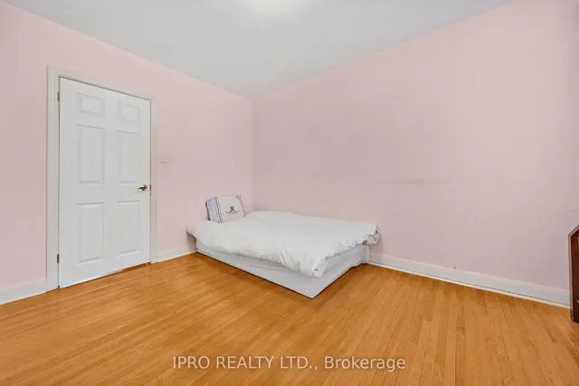 Additional image 25 of 2 Aylesbury Rd