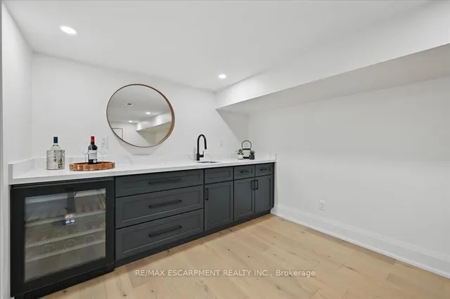 Additional image 34 of 869 CONDOR Dr