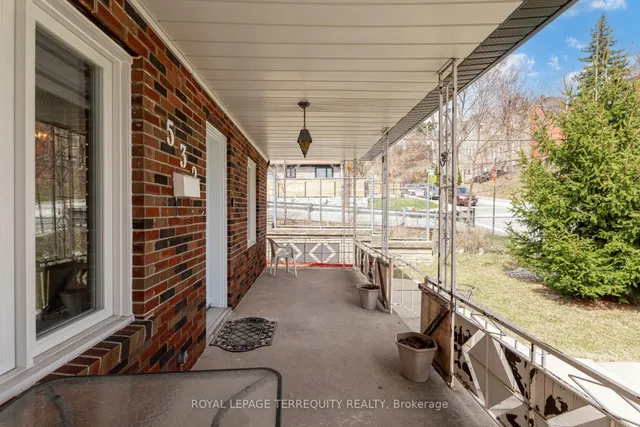 Additional image 4 of 532 Silverthorn Ave