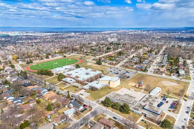 Additional image 40 of 32 East 44th St