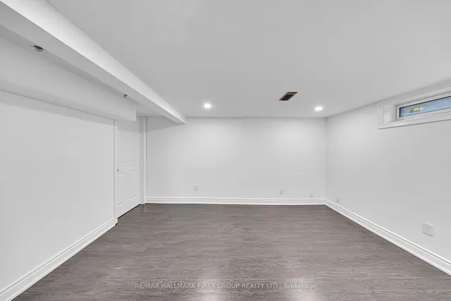 Additional image 24 of 962 Midland Ave