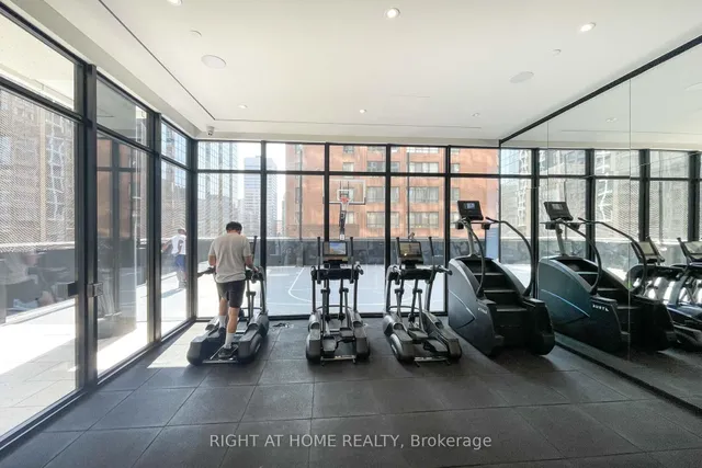 Additional image 29 of 20 Edward St Unit 1303