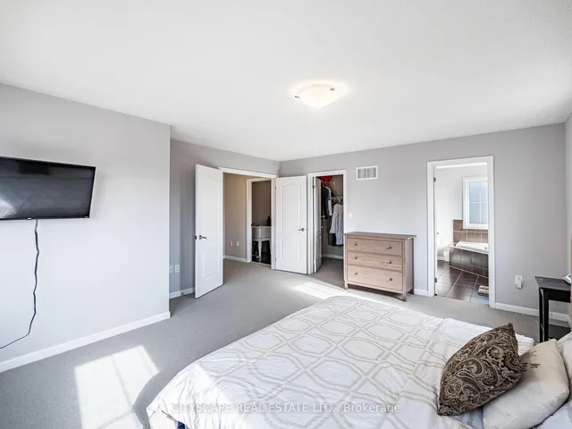 Additional image 33 of 416 Gooch Cres