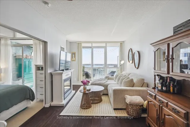 Additional image 15 of 218 Queens Quay Unit 1804