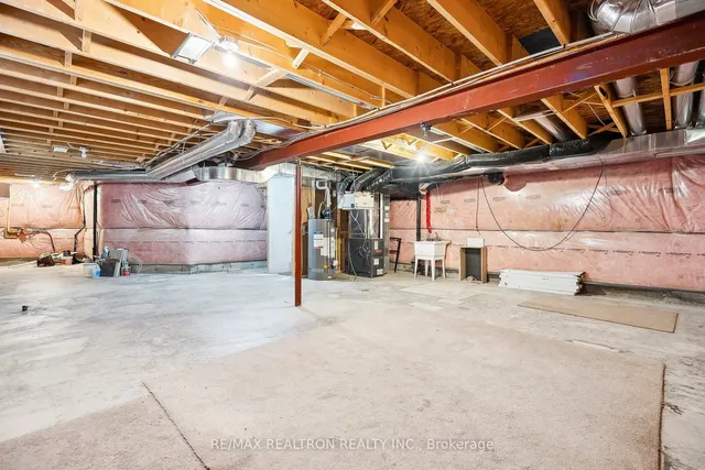 Additional image 26 of 87 Whistler St