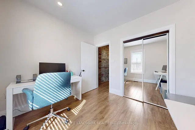 Additional image 17 of 232 Laughton Ave