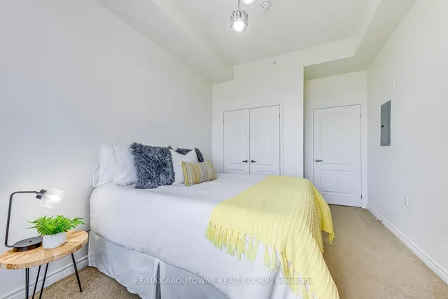 Additional image 25 of 1470 Main St Unit 411