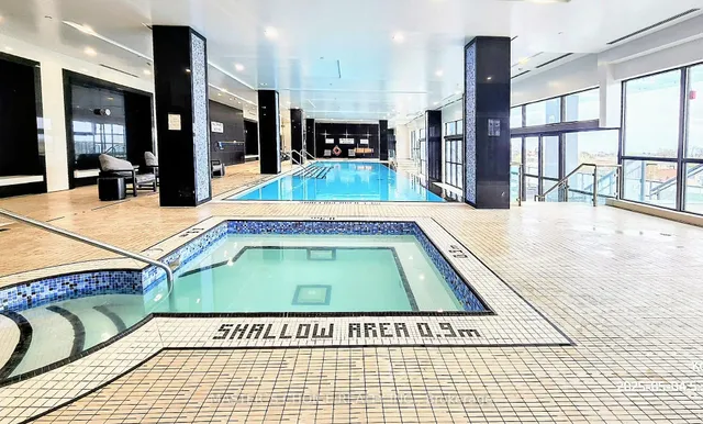 Additional image 32 of 15 Zorra St Unit 2002