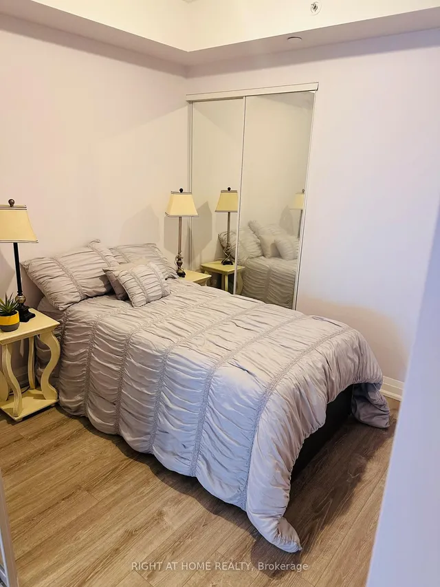 Additional image 4 of 30 GIBBS Rd Unit 2506