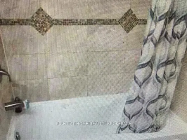 Additional image 7 of 3708 Woodruff Cres