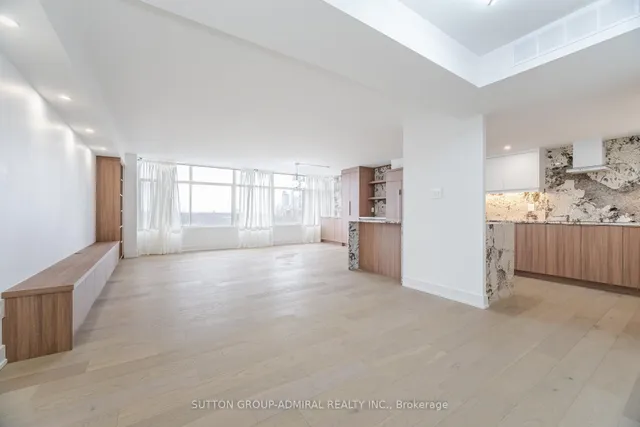 Additional image 2 of 900 Yonge St Unit 902