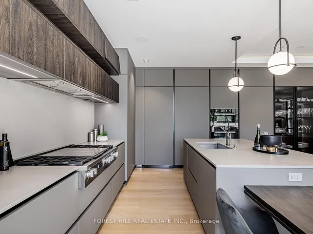 Additional image 36 of 77 Risebrough Ave