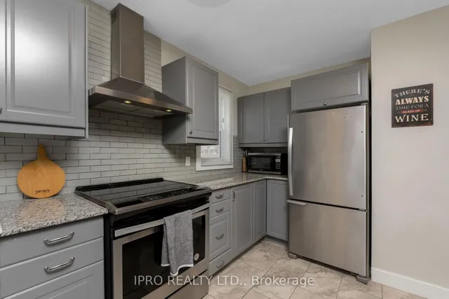 Additional image 7 of 74 Armstrong Ave