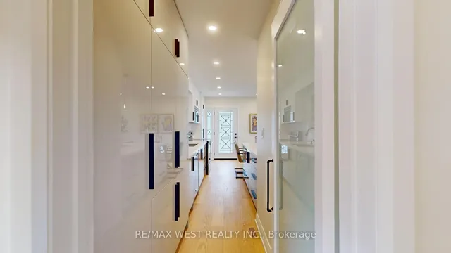 Additional image 12 of 2 Clanwilliam Crt