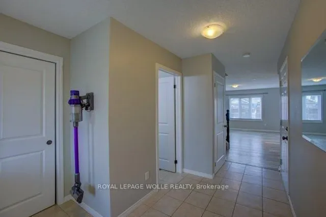 Additional image 4 of 945 Zeller Cres