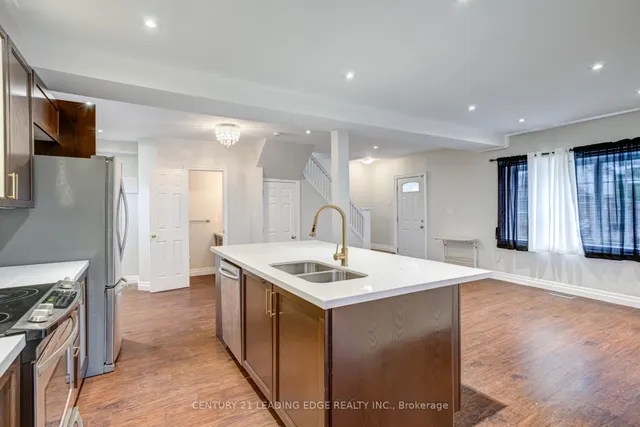 Additional image 14 of 424 Upper Wentworth St