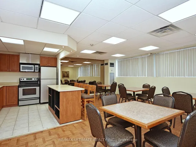 Additional image 42 of 3700 Kaneff Cres Unit 2101