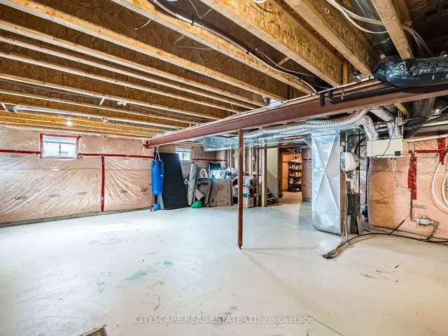Additional image 46 of 416 Gooch Cres