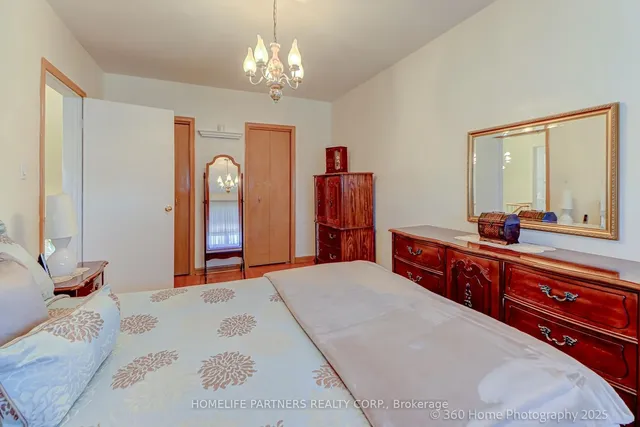 Additional image 20 of 77 Thwaite Ave