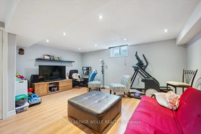 Additional image 17 of 64 Swartz St