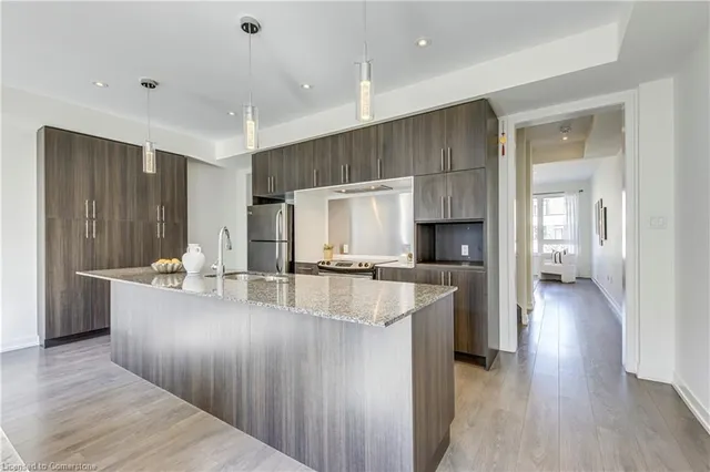 Additional image 18 of 301 Squire Crescent Cres