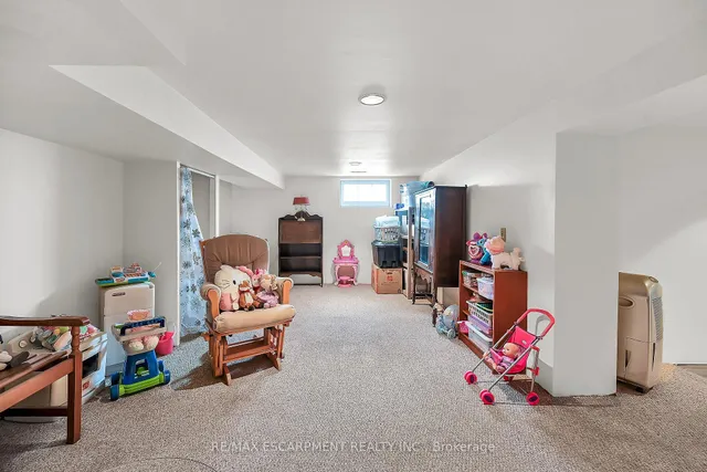 Additional image 31 of 2352 BRINELL Ave