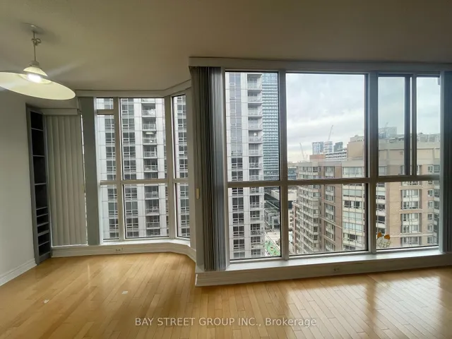 Additional image 4 of 736 Bay St Unit 1910