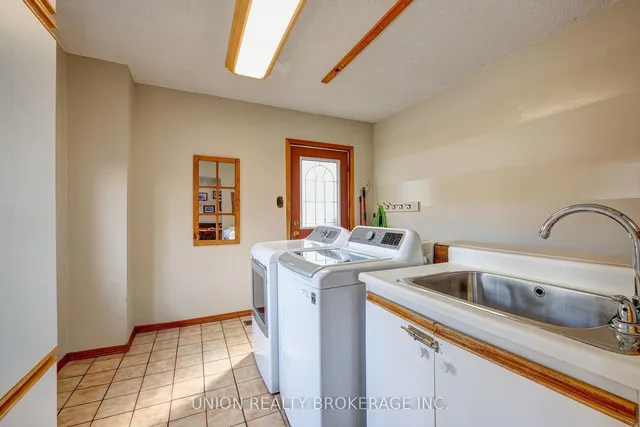 Additional image 9 of 24 Benlamond Ave