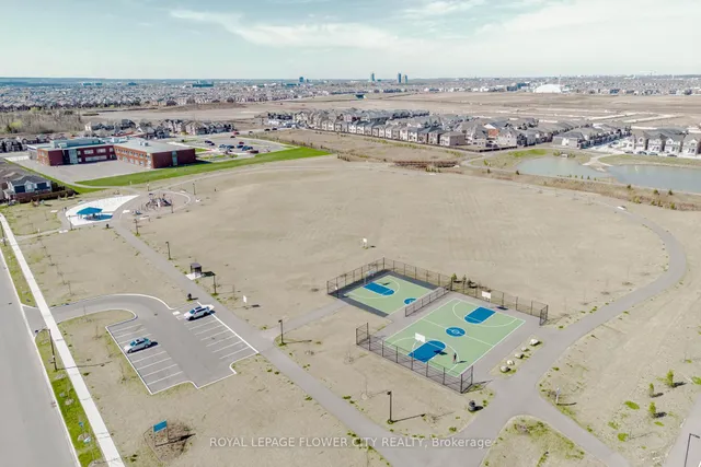 Additional image 42 of 1371 Lobelia Cres