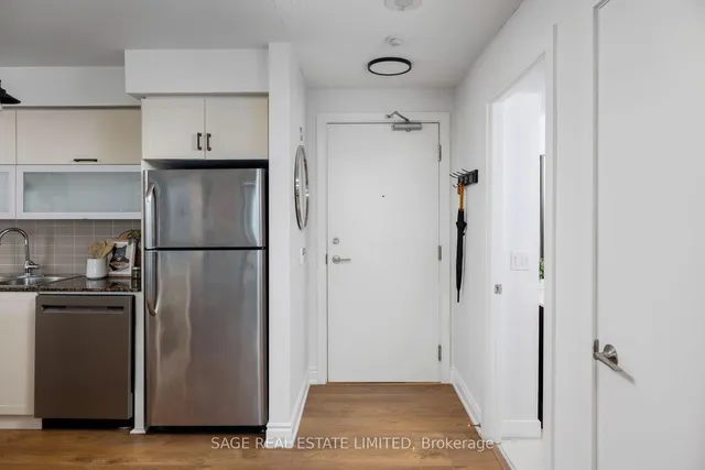 Additional image 11 of 100 Western Battery Rd Unit 1106