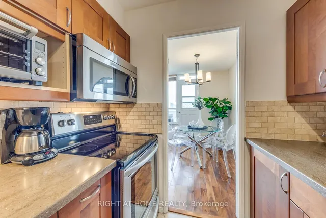 Additional image 14 of 45 Southport St Unit PH11