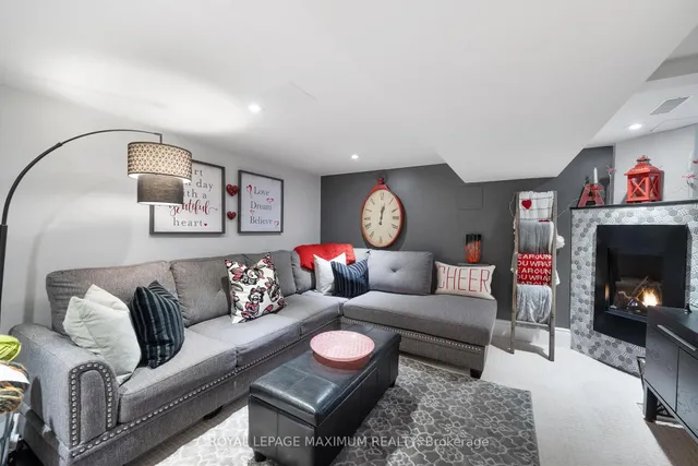 Additional image 32 of 527 Merton St