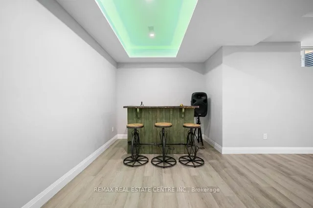 Additional image 36 of 137 Haldimand St