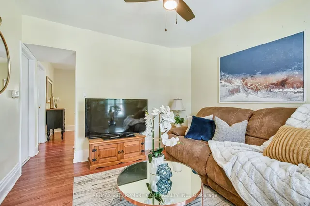 Additional image 8 of 145 Newlands Ave