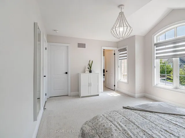 Additional image 27 of 144 Bloomsbury Ave