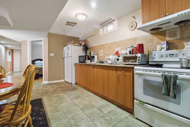 Additional image 39 of 24 Powell Dr