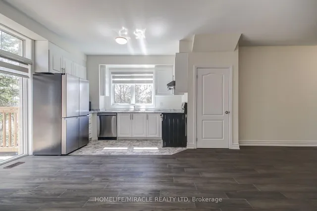 Additional image 12 of 28 Yvonne Dr